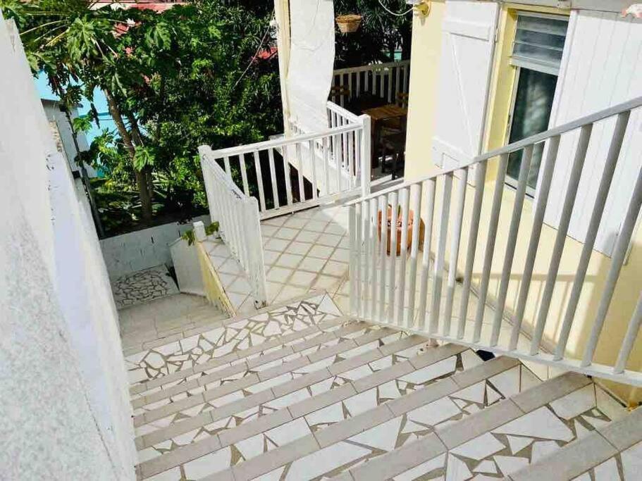 Habitation Nala Proche Bourg Apartment Terre-De-Haut Exterior photo
